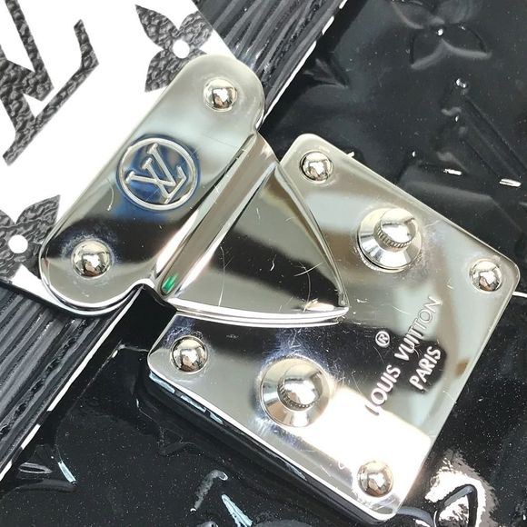 Louis Vuitton Monogram Wine Wood PM Enamel Shoulder Bag Patent Leather - Picture 5 of 7